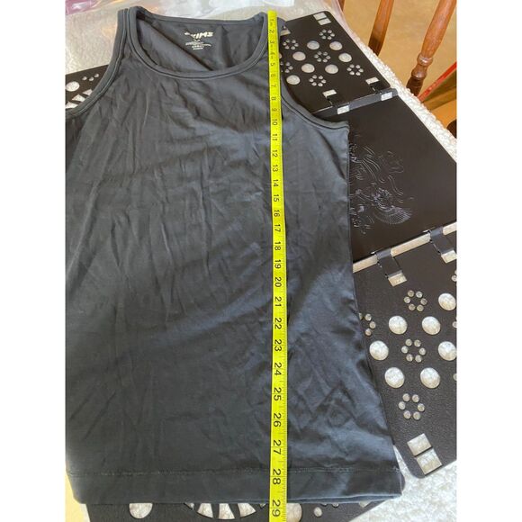 SKIMS Black Tank Top Women’s Size 2X | Stretch Slim Fit Sleeveless Shirt - Picture 7 of 7